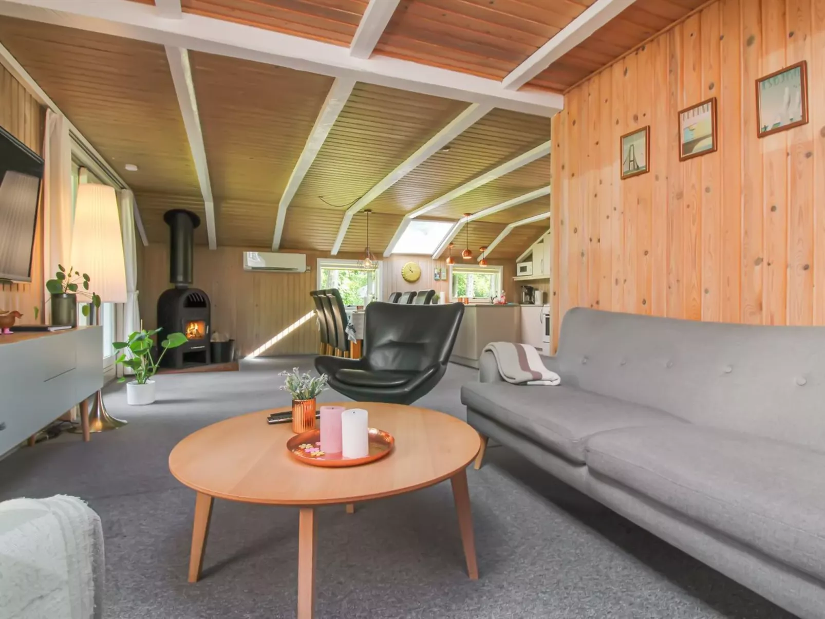 "Annaline" - 10km from the sea-Binnen