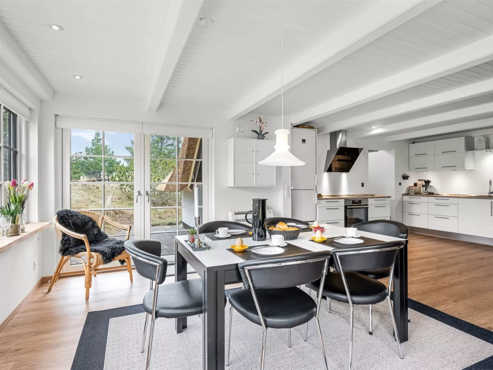 "Rasmina" - 1.2km from the sea-Binnen