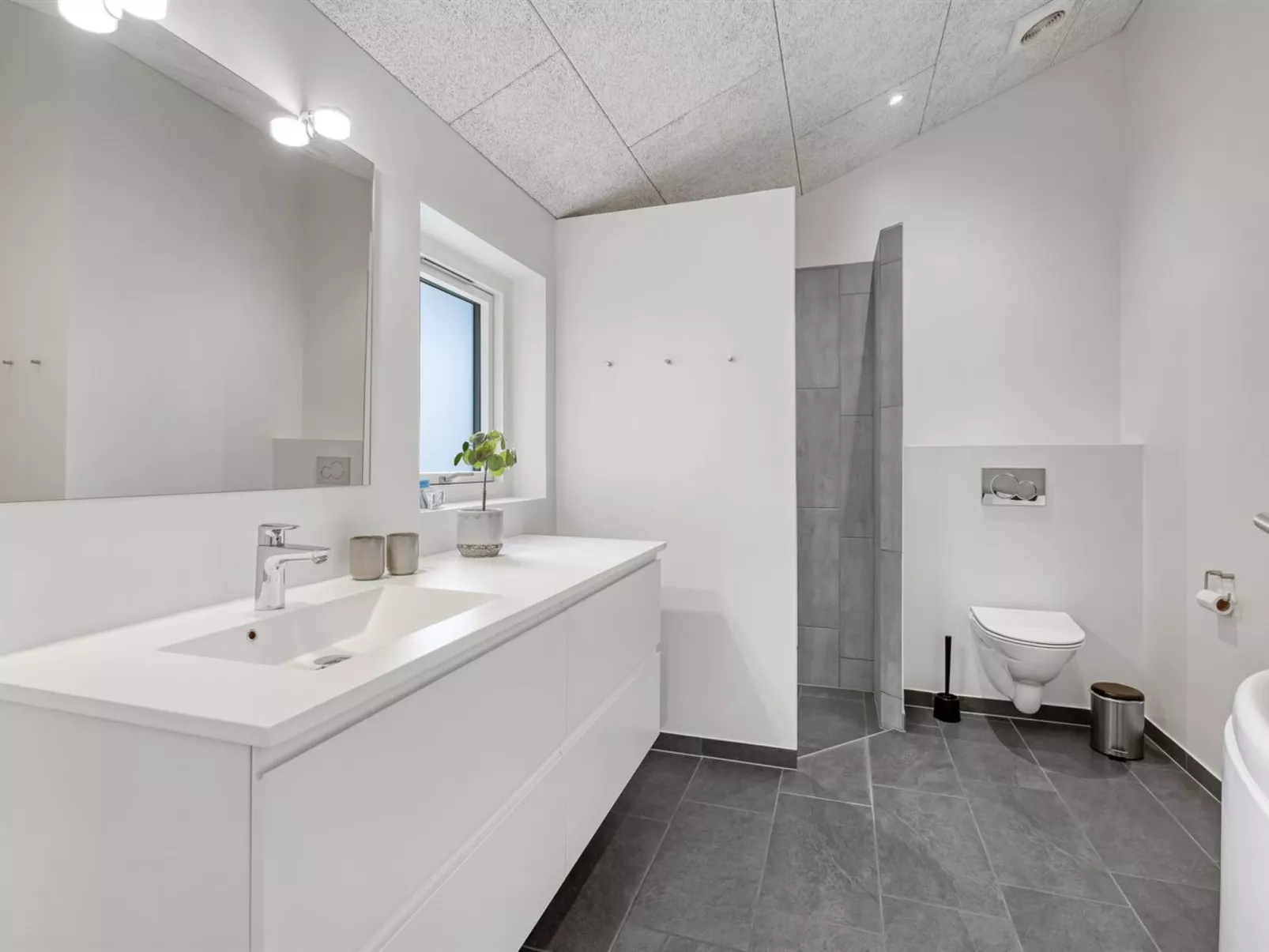 "Aleksa" - 500m from the sea-Binnen