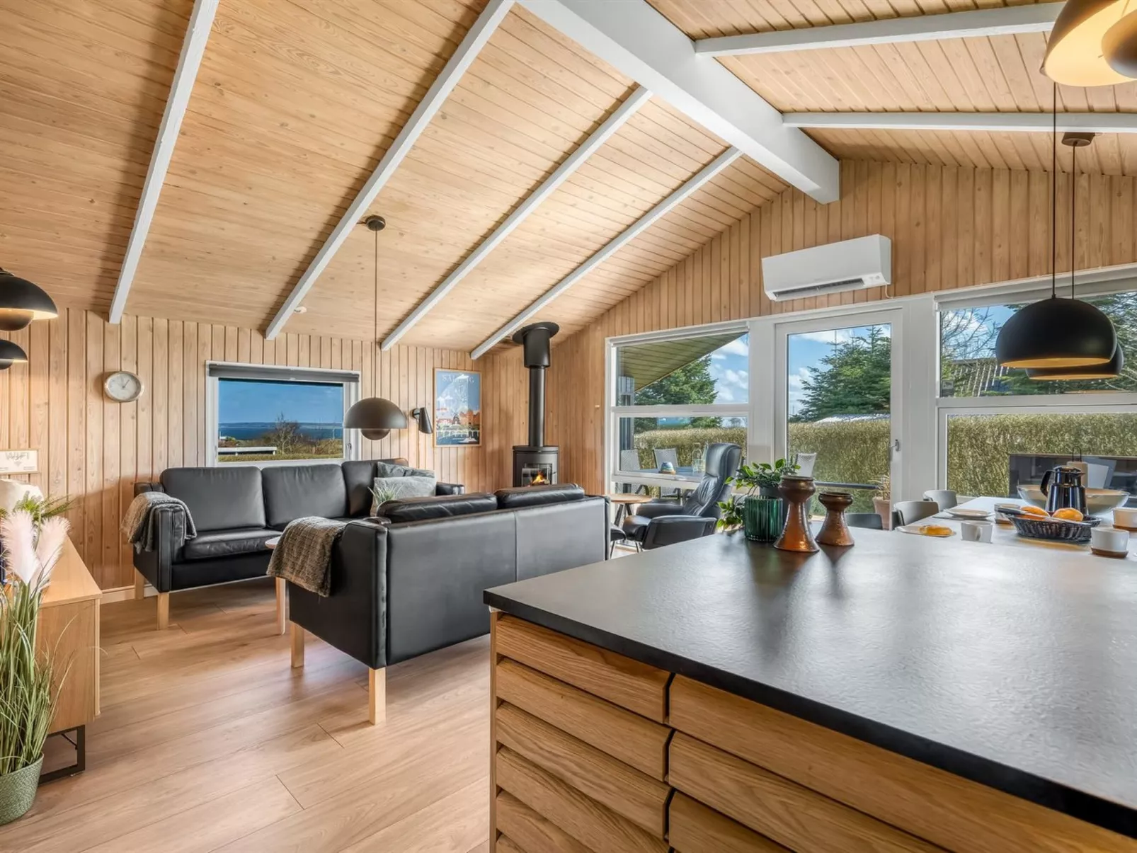 "Ofrath" - 350m to the fjord-Binnen