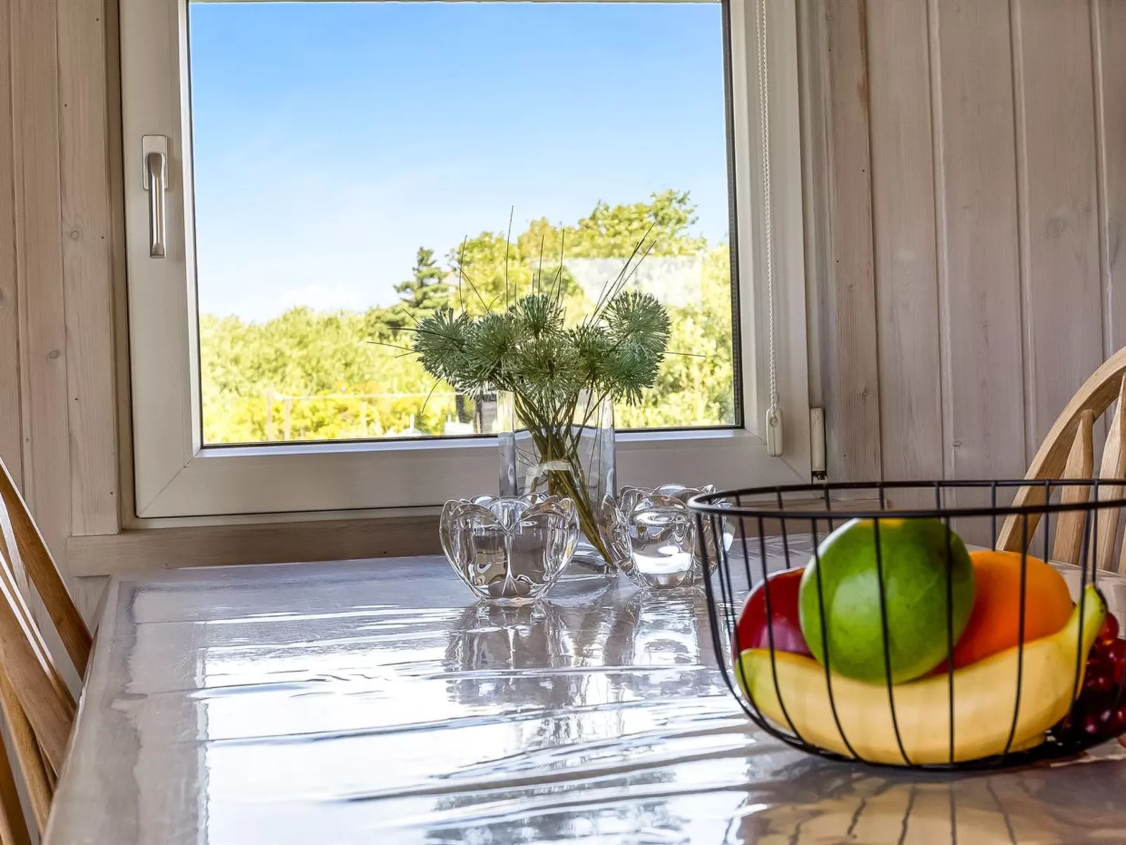 "Hariet" - 300m from the sea-Binnen