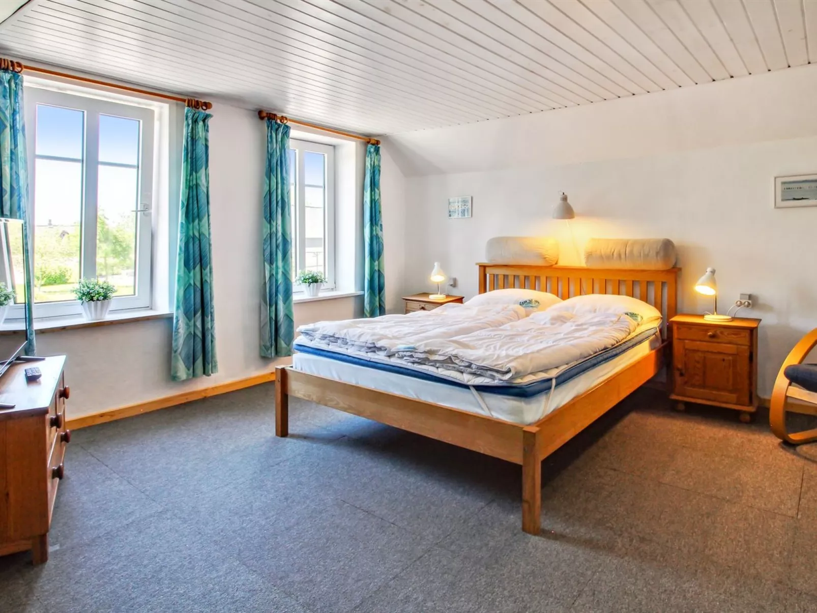 "Kiri" - 24km from the sea-Binnen