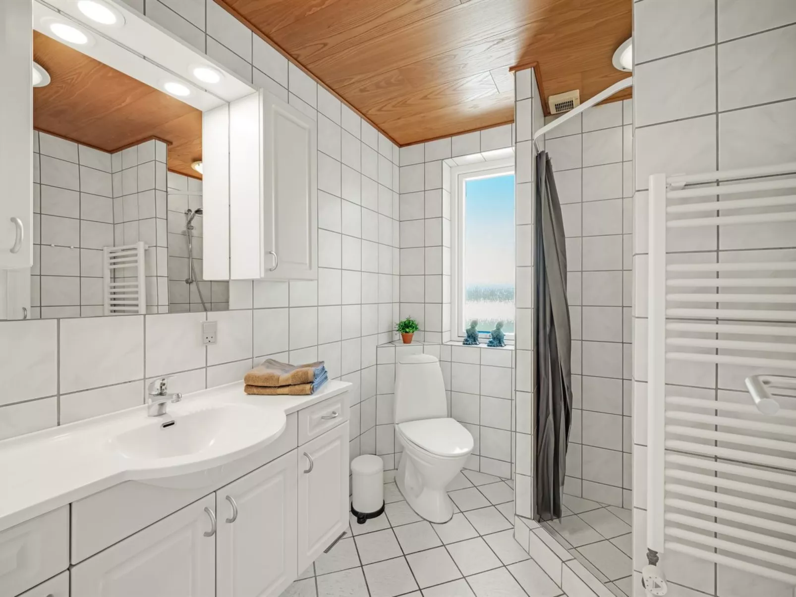 "Germund" - 770m from the sea-Binnen