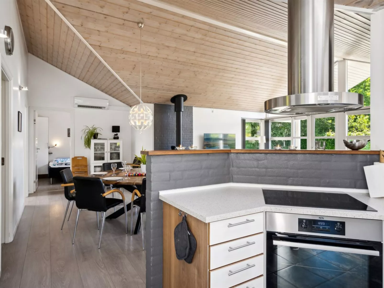 "Gunva" - 30km from the sea-Binnen