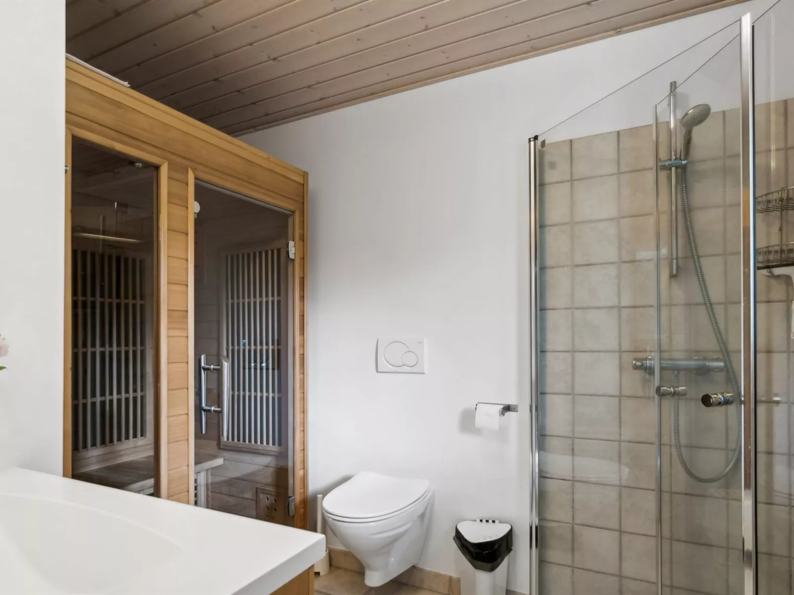 "Dagny" - 100m from the sea-Binnen