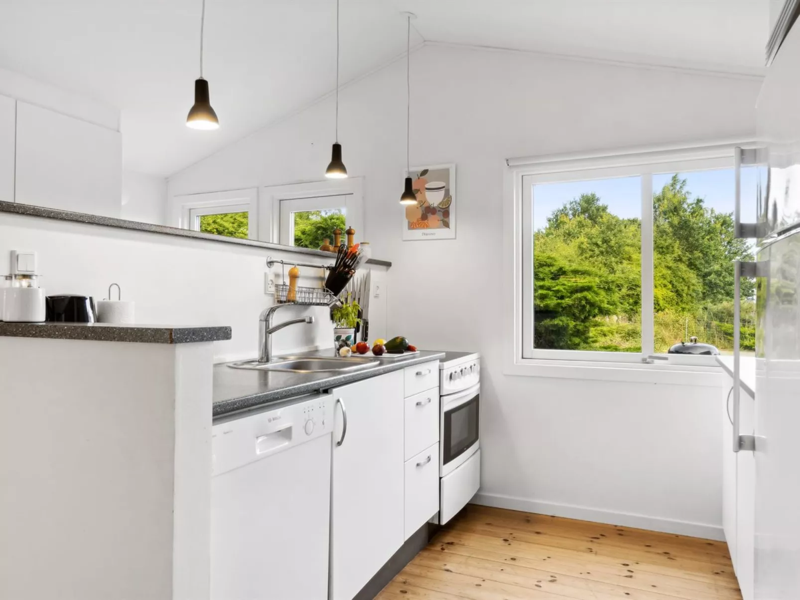 "Emeli" - 100m from the sea-Binnen