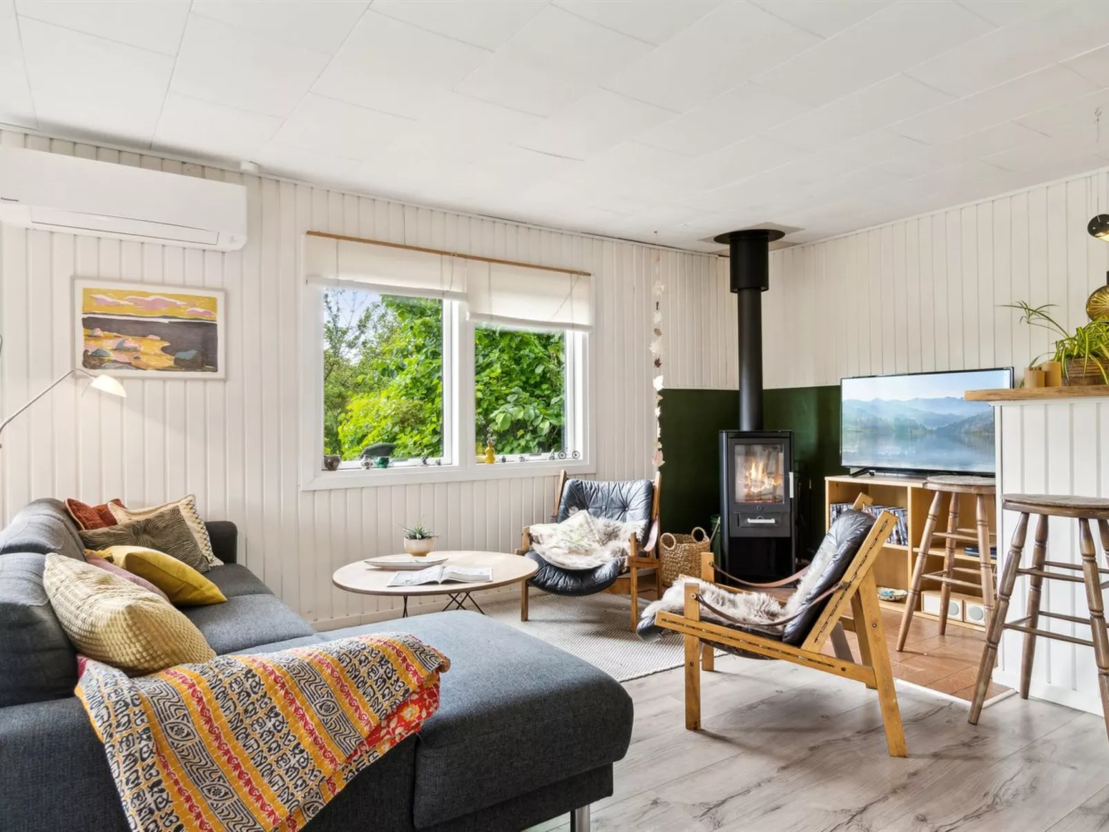 "Lovisa" - 7km from the sea-Binnen