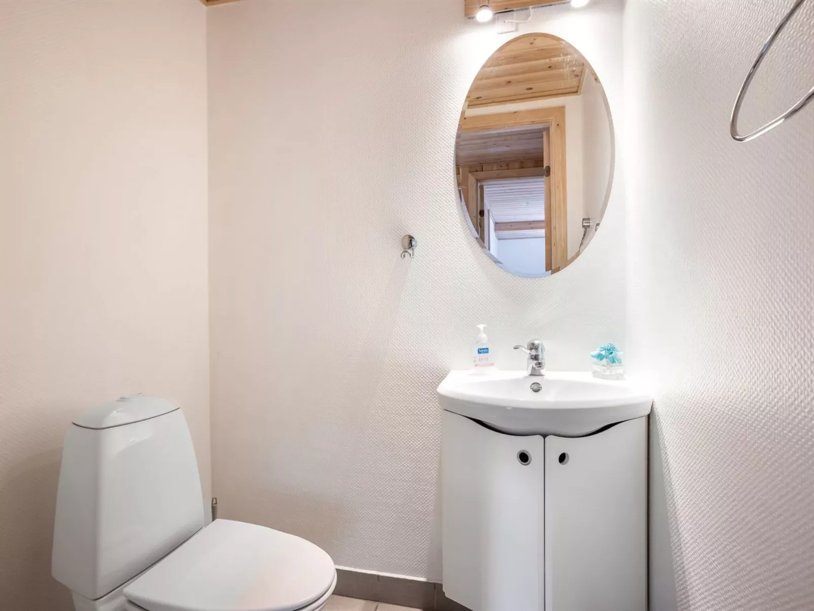 "Brunetta" - 350m from the sea-Binnen