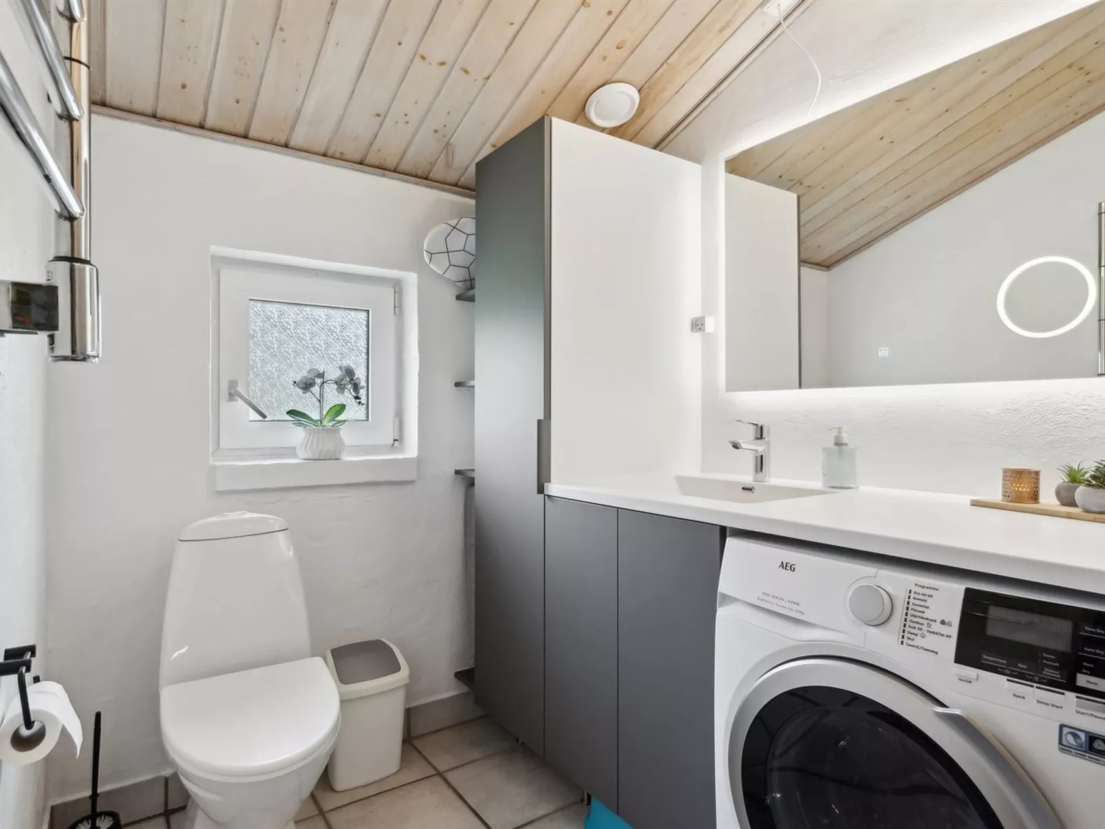 "Svenn" - 300m from the sea-Binnen