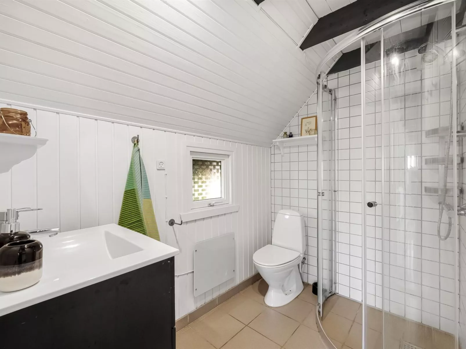 "Sampo" - 150m to the fjord-Binnen