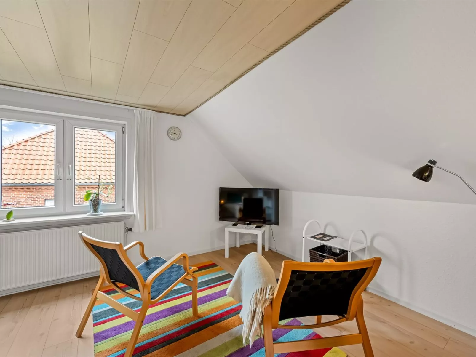 "Trpana" - 1km to the fjord-Binnen