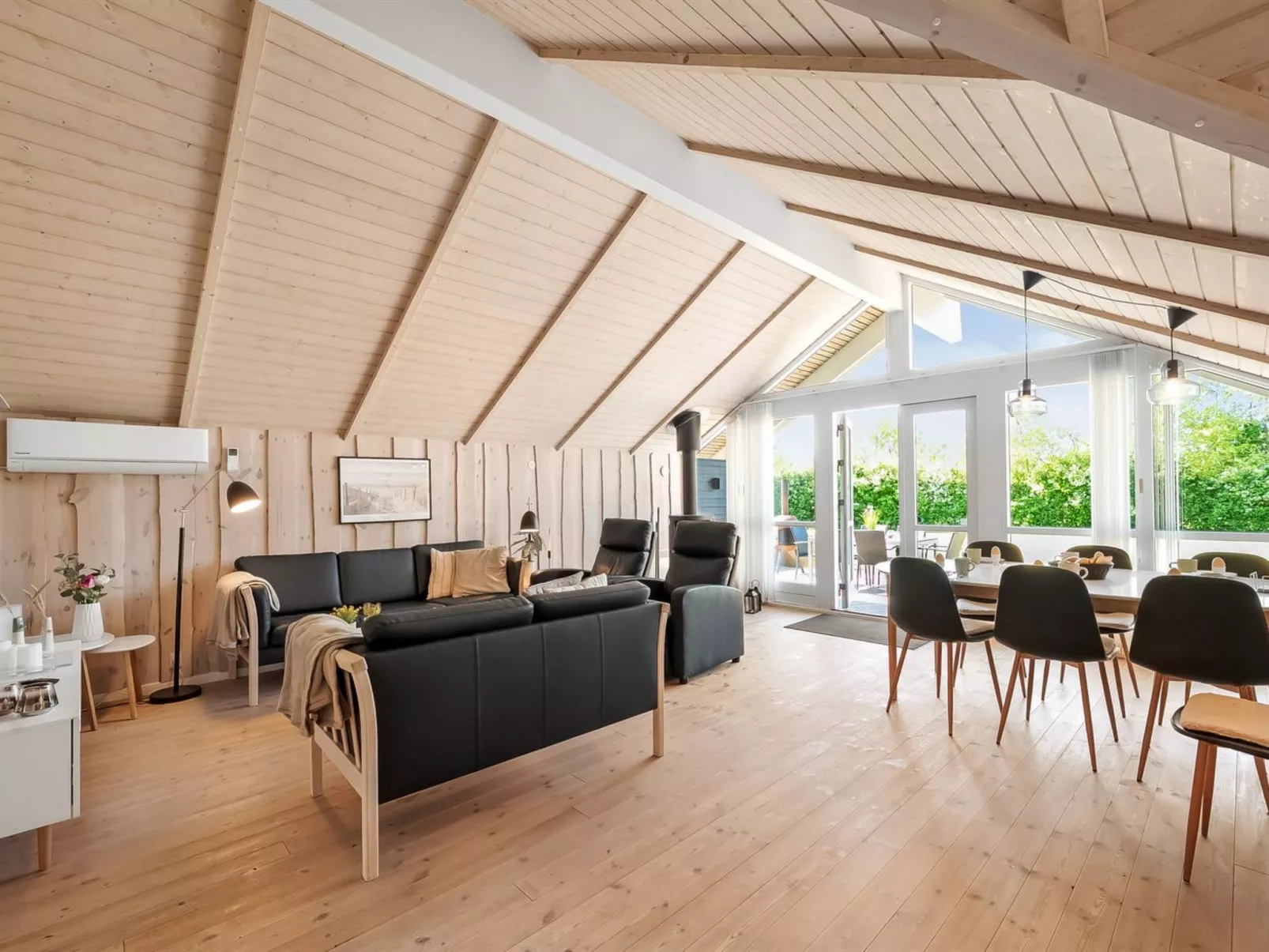 "Kuisma" - 1.1km to the fjord-Binnen