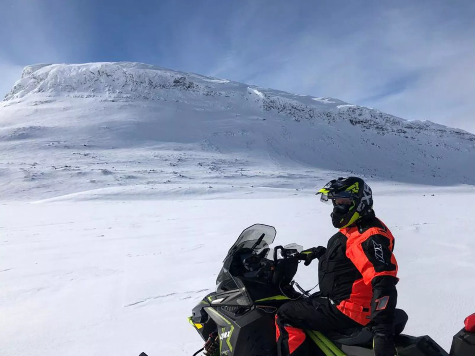 Saanan lumous-Binnen