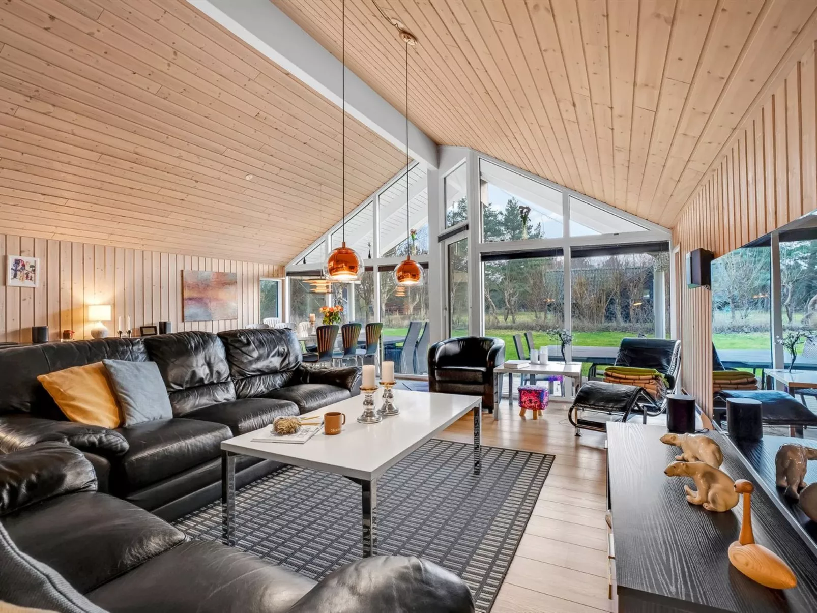 "Annielle" - 500m from the sea-Binnen