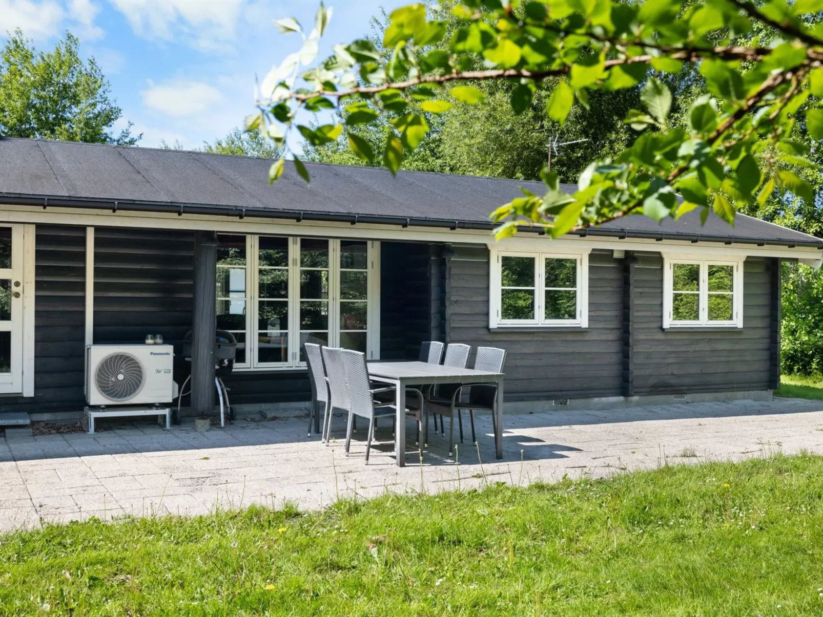 "Doris" - 150m from the sea-Buiten