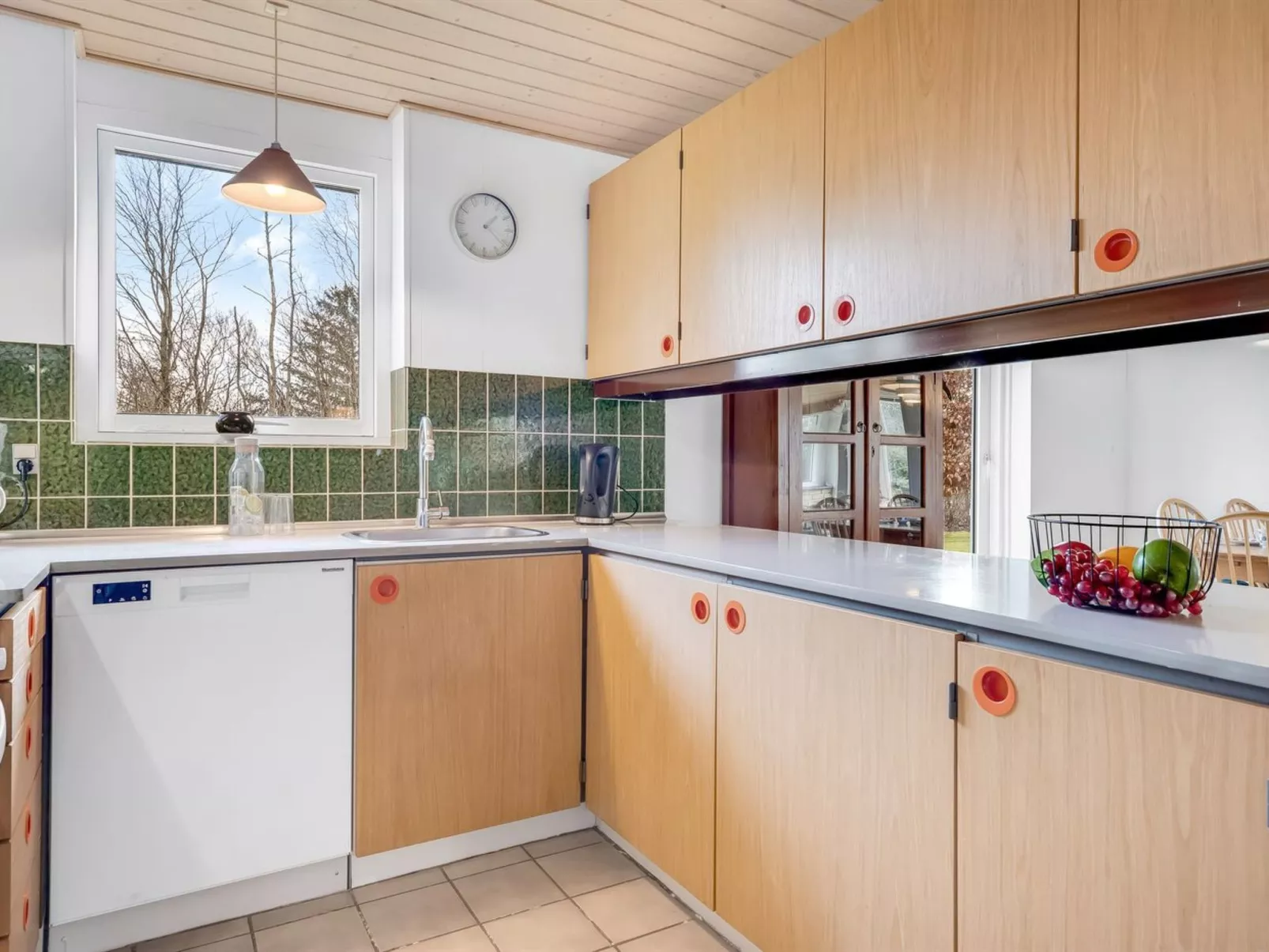 "Marika" - 400m to the fjord-Binnen