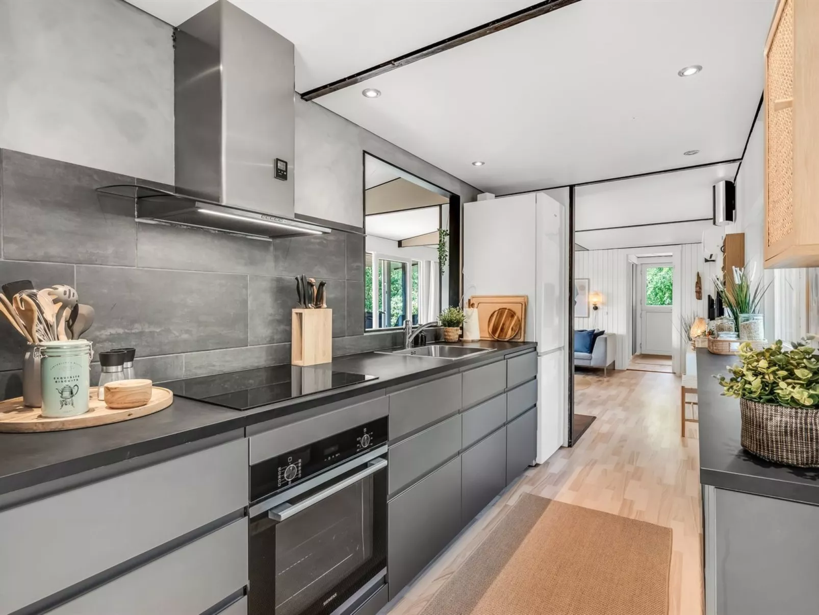 "Fatima" - 1km from the sea-Binnen