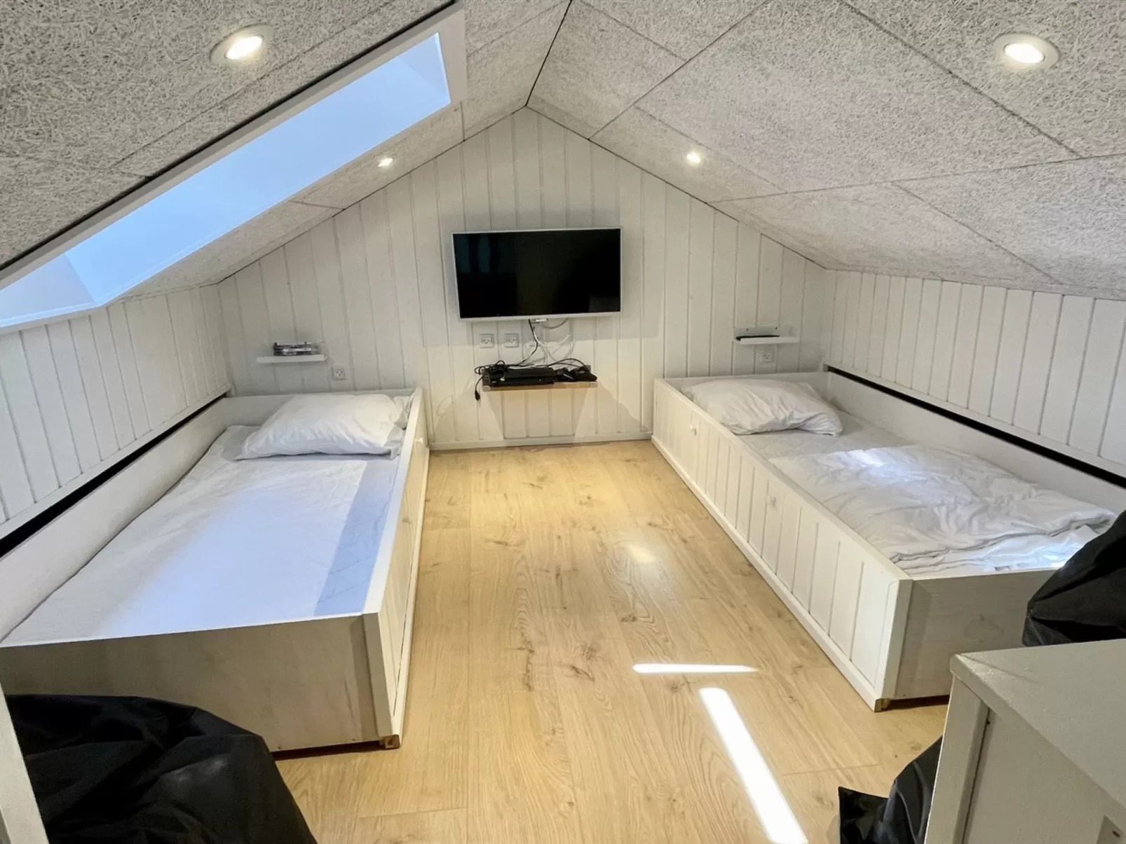 "Sunna" - 1.2km from the sea-Binnen