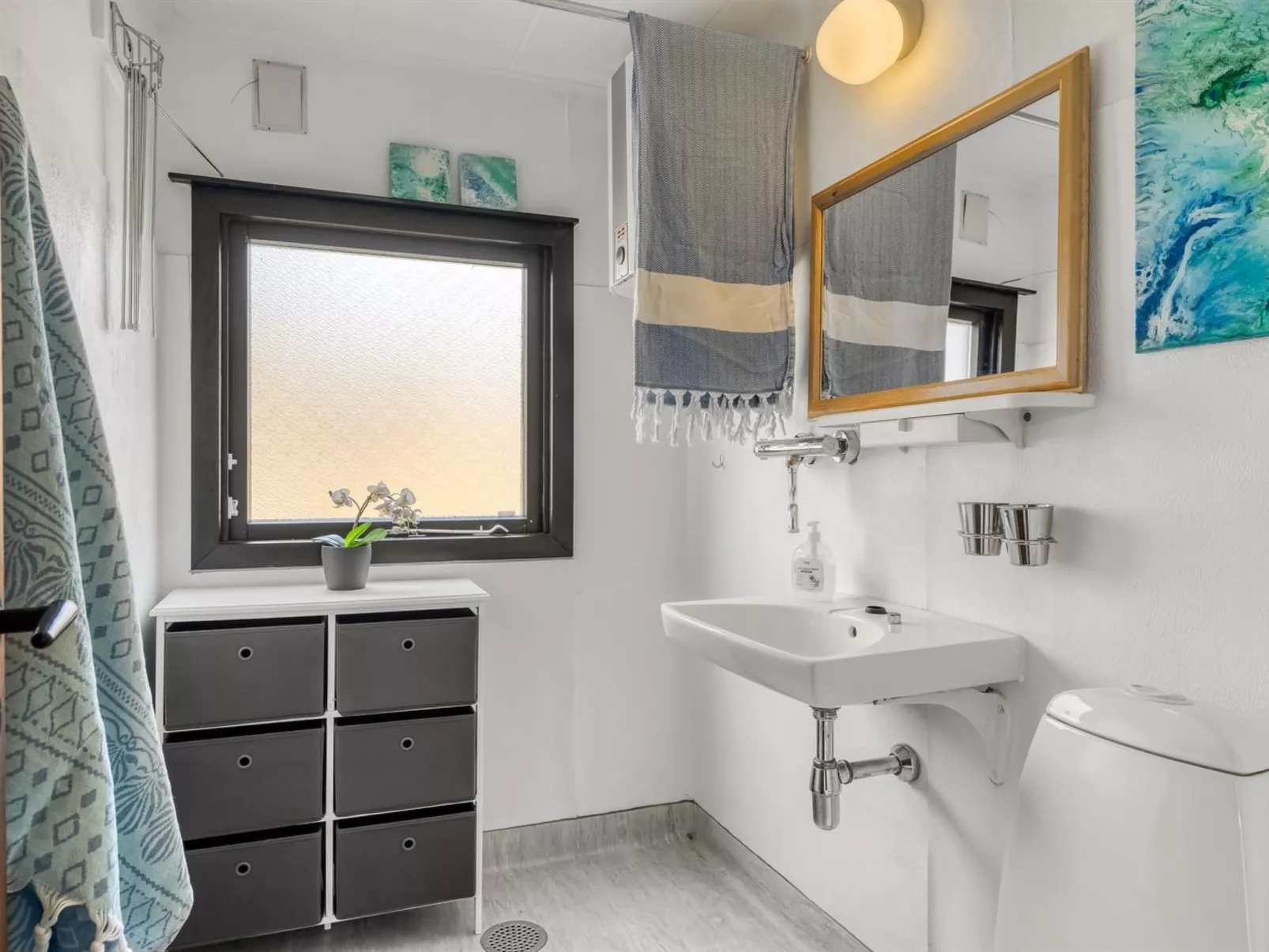 "Hælf" - 600m from the sea-Binnen