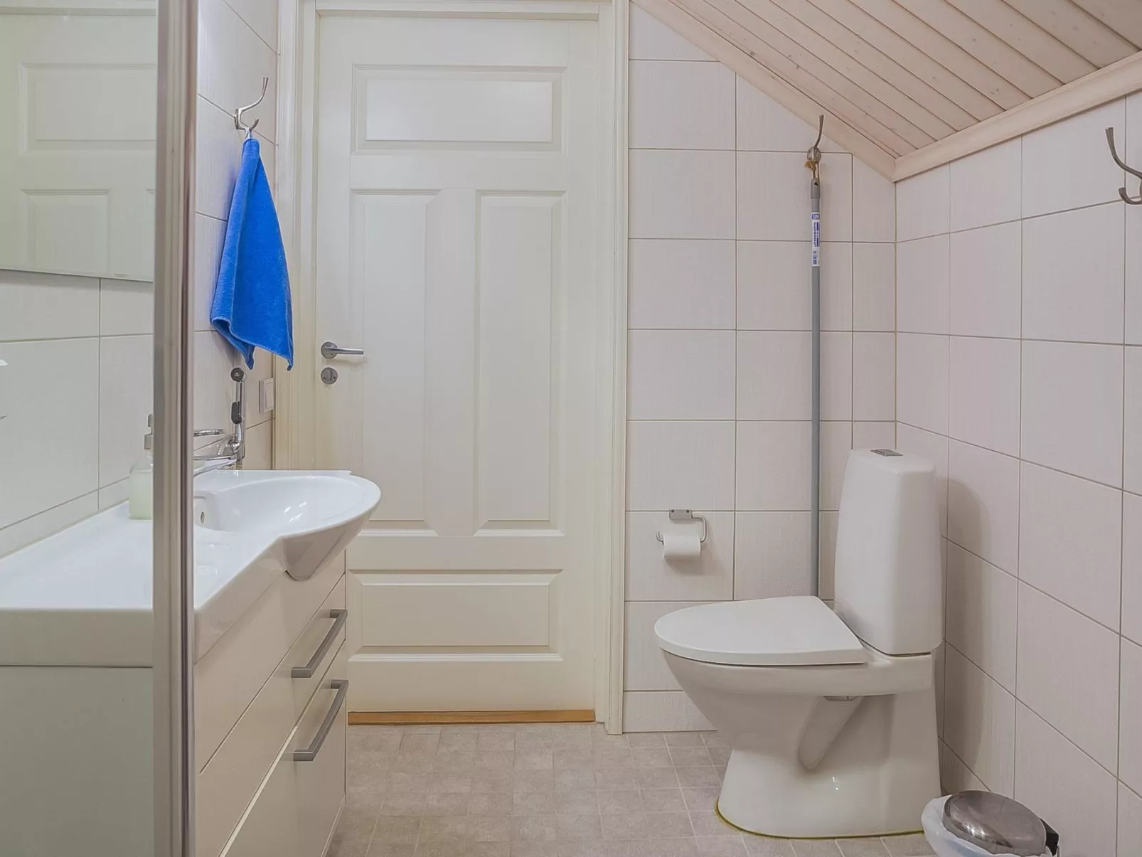 Villa kukkula-Binnen