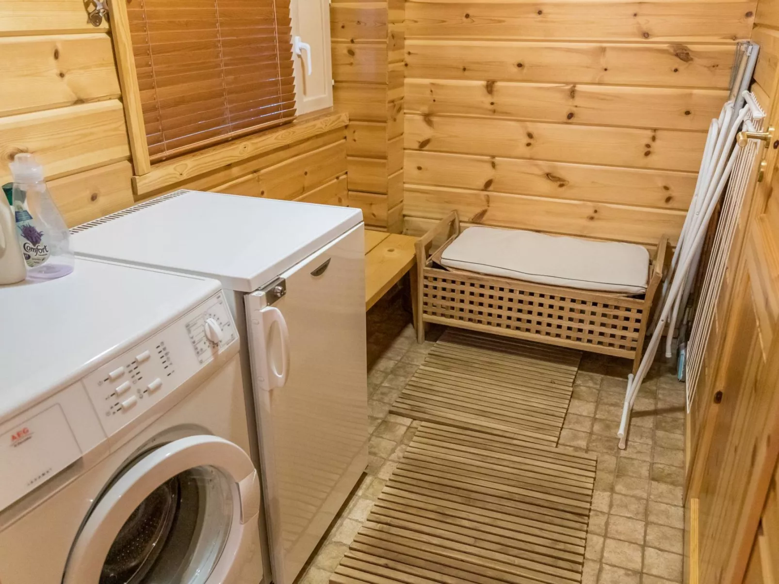 Ylläskaira a-Binnen