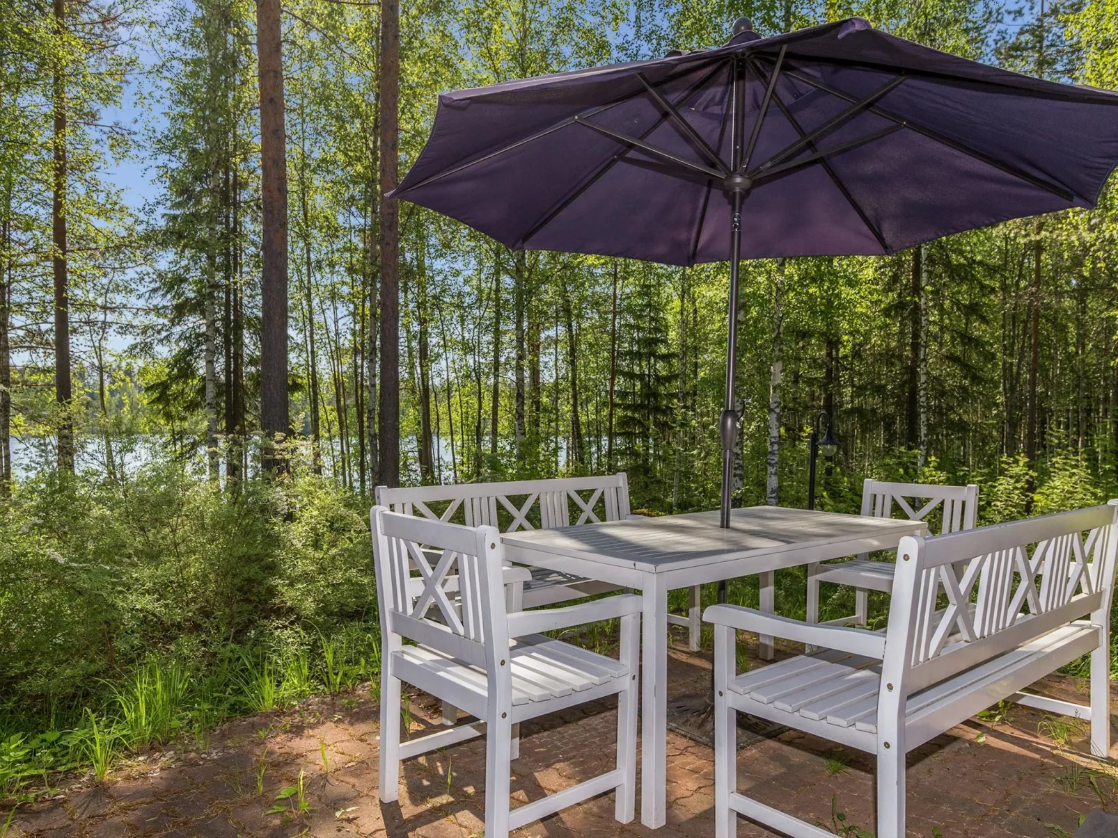 Koivuniemen rouva-Binnen