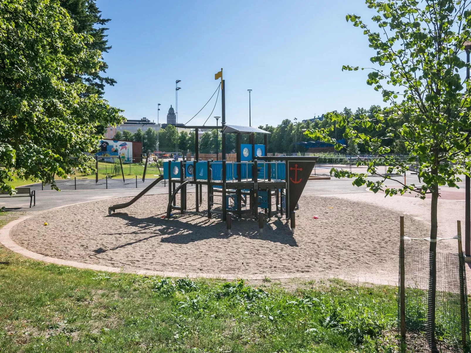 Helsinki rooftop-Binnen