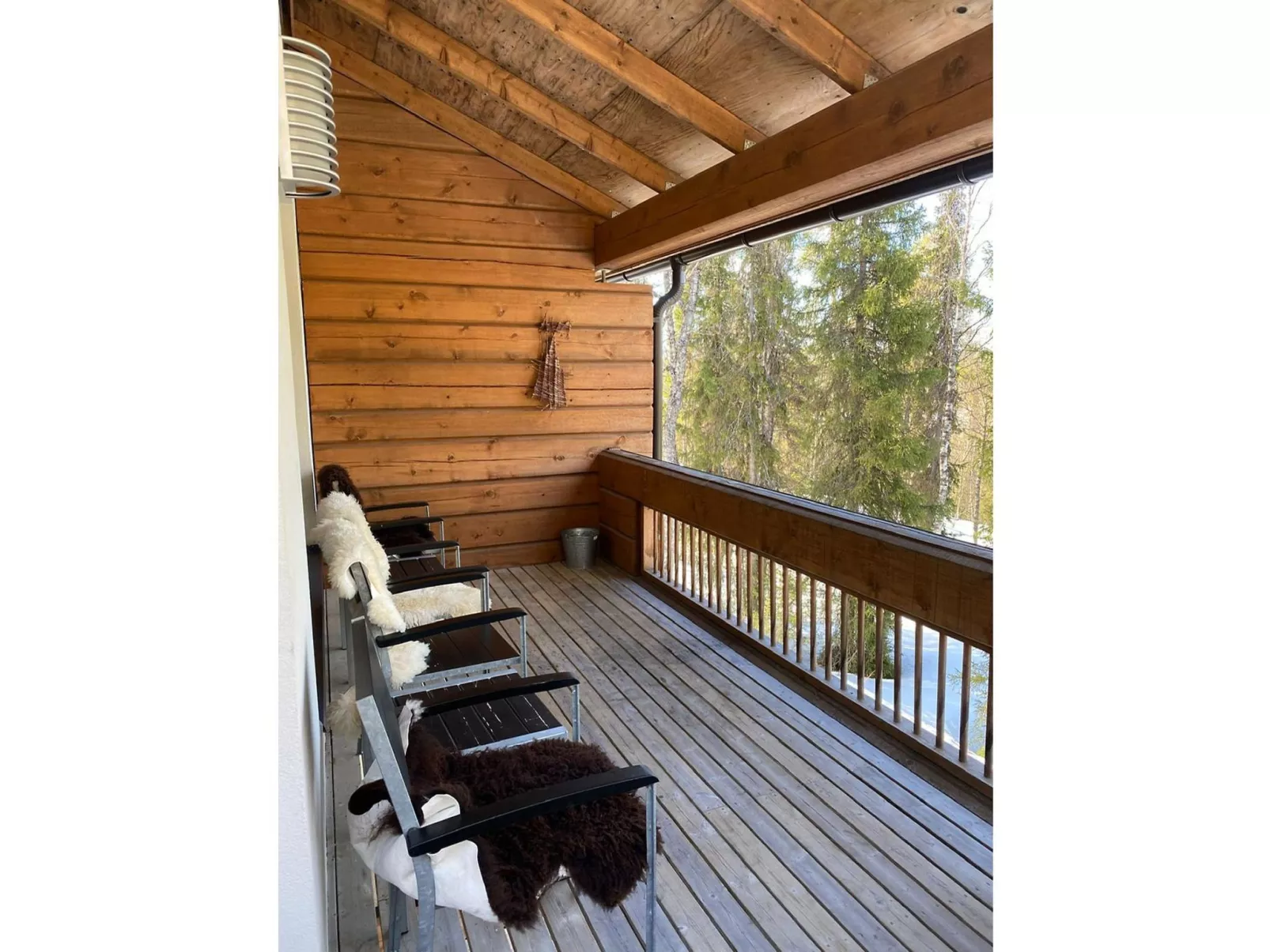 Sallan lumous a-Binnen