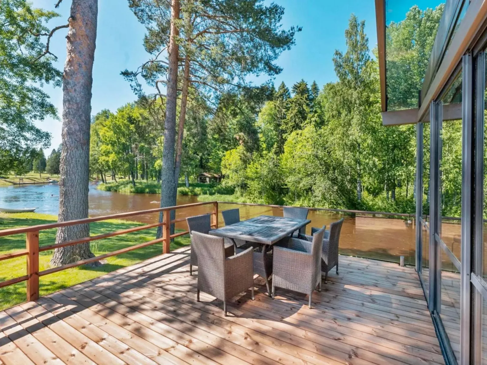 Kartanohuoneisto heikki-Binnen