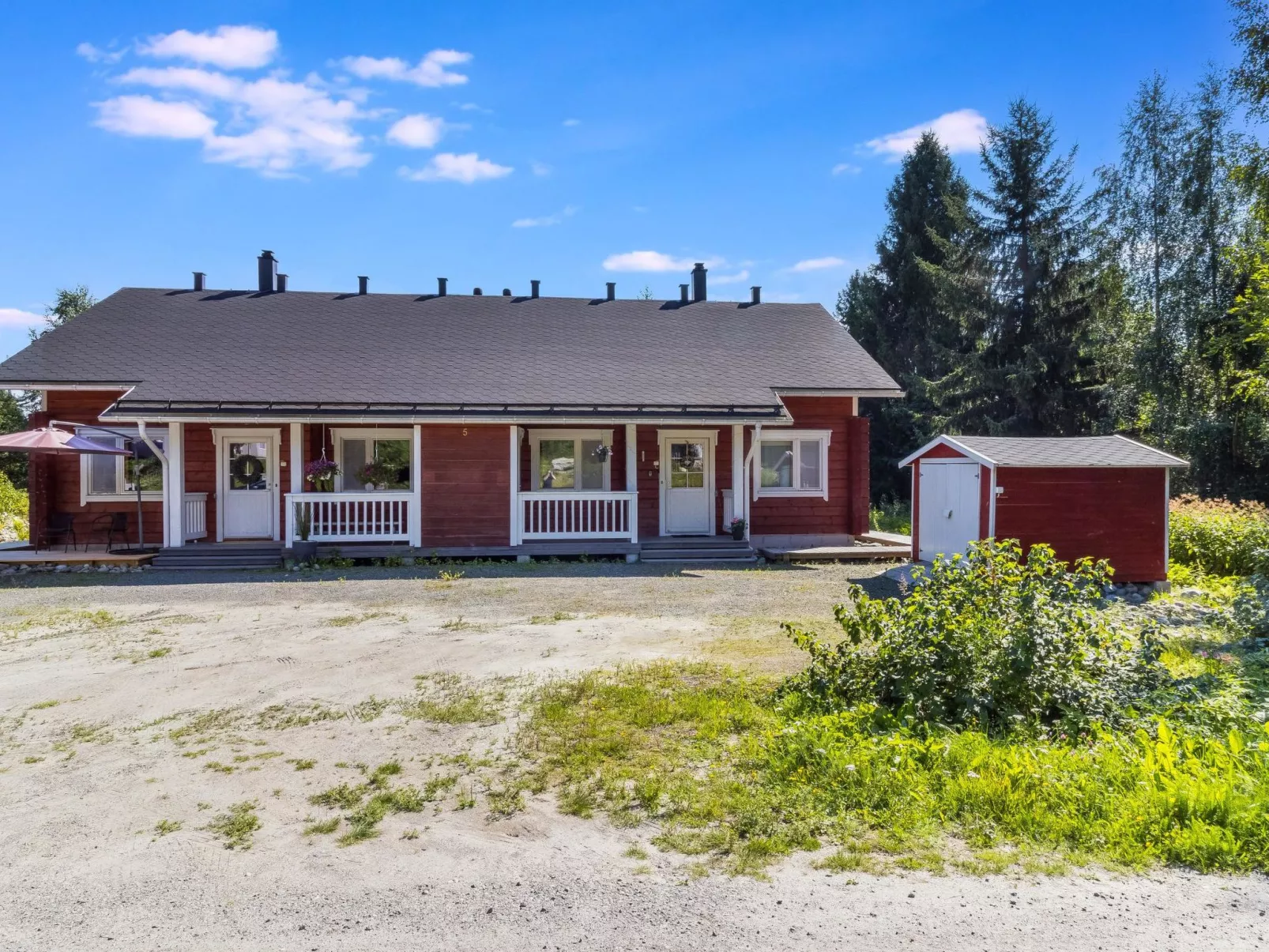 Tintin mökki-Binnen