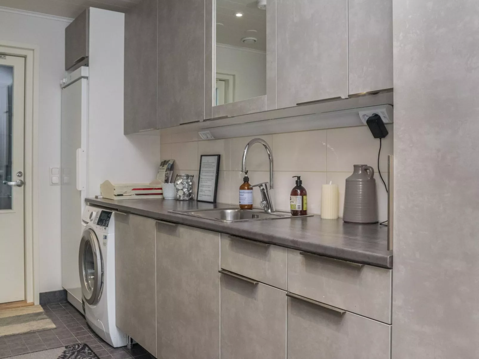 Villa karhentimantti-Binnen