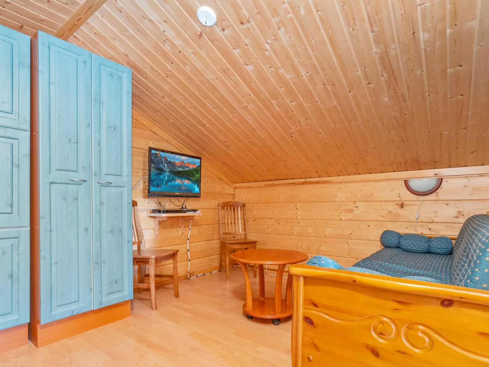 Kinostupa 1a (2)-Binnen