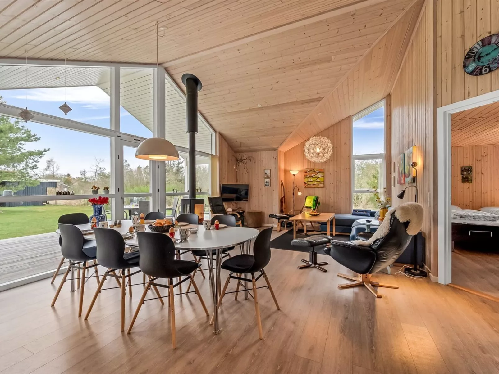 "Teija" - 600m to the fjord-Binnen