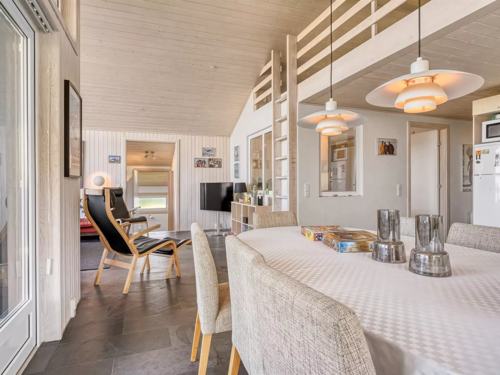 "Elni" - 350m from the sea-Binnen