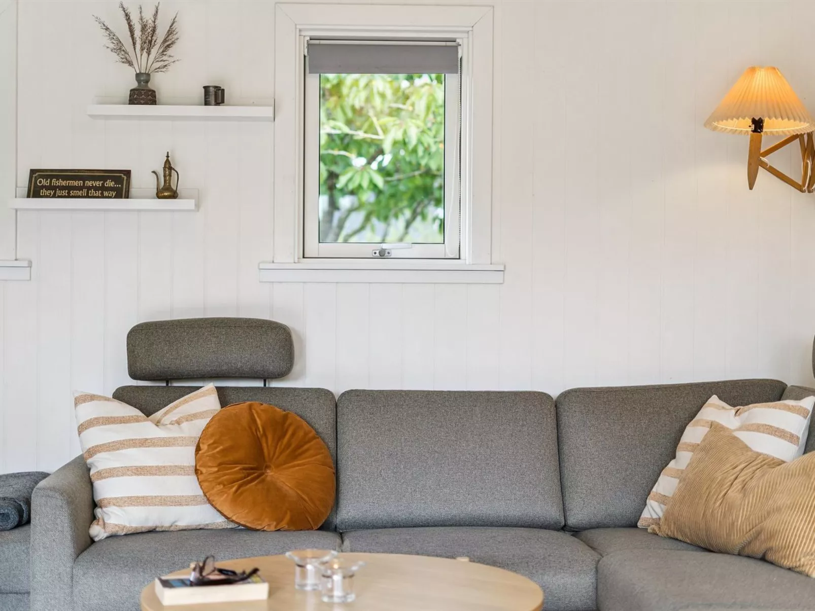 "Esme" - 225m to the fjord-Binnen