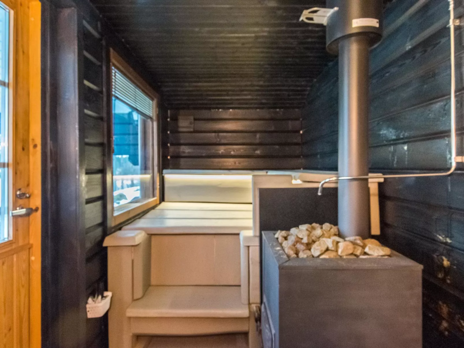 Villa tintinmaja-Binnen