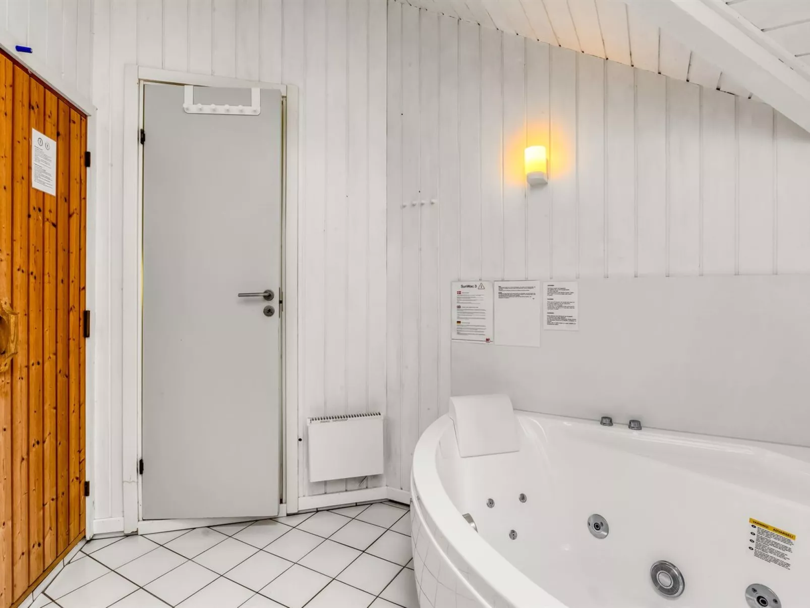 "Kai" - 400m from the sea-Binnen