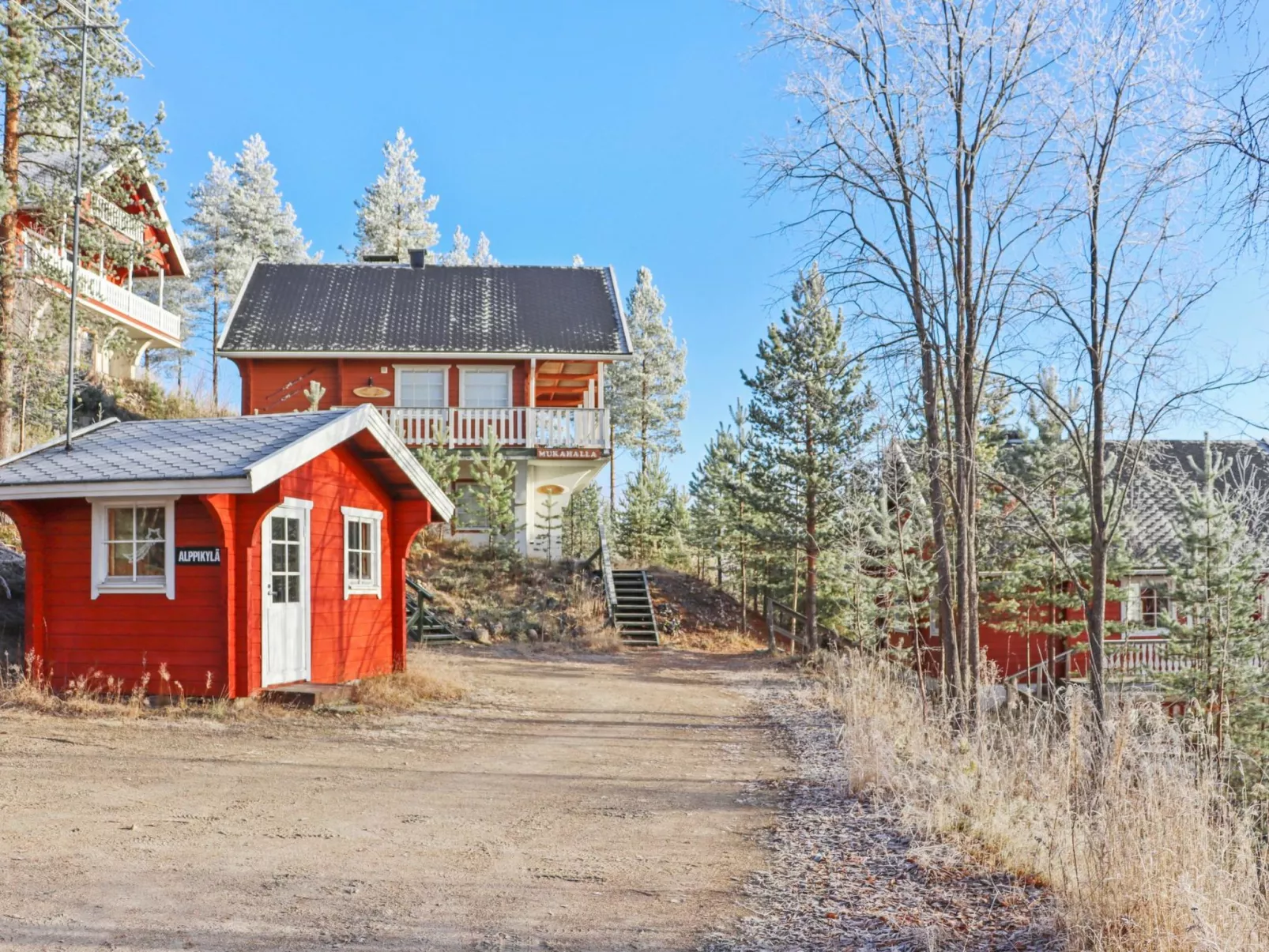 Mukalilla, paritalo sis loppusiivouksen-Binnen