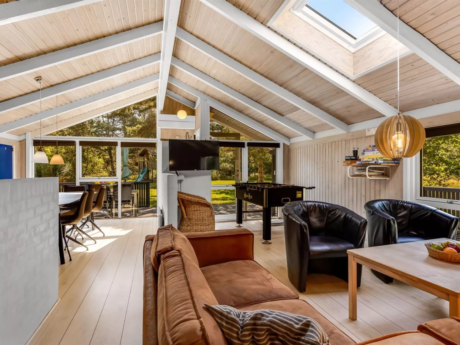 "Rathulf" - 700m from the sea-Binnen