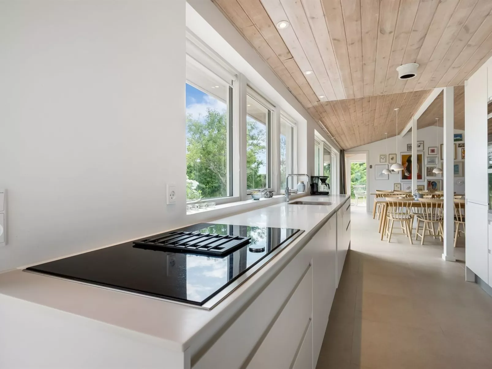 "Donka" - 25m from the sea-Binnen