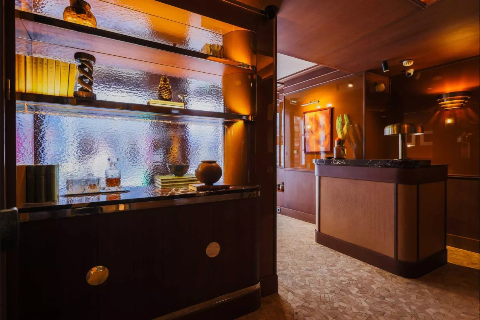 CONFIDENTIEL-4-Binnen