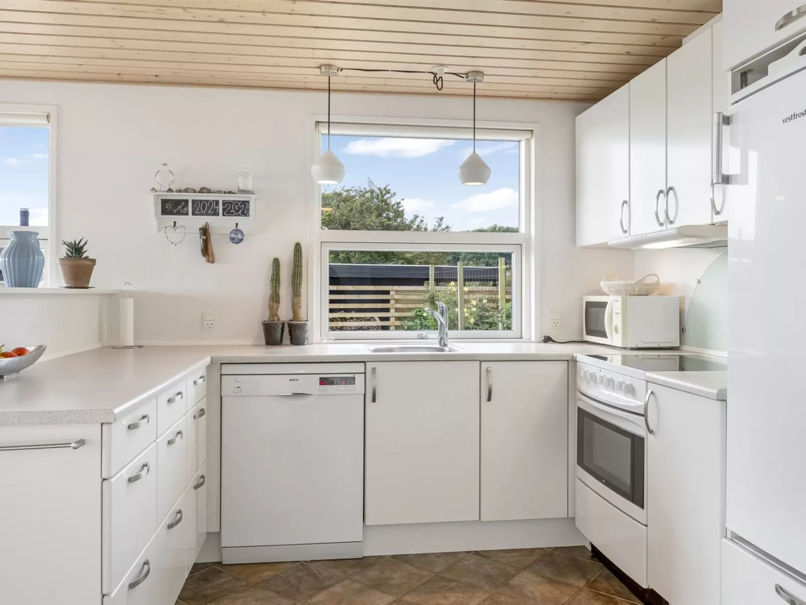 "Teodosija" - 20m from the sea-Binnen