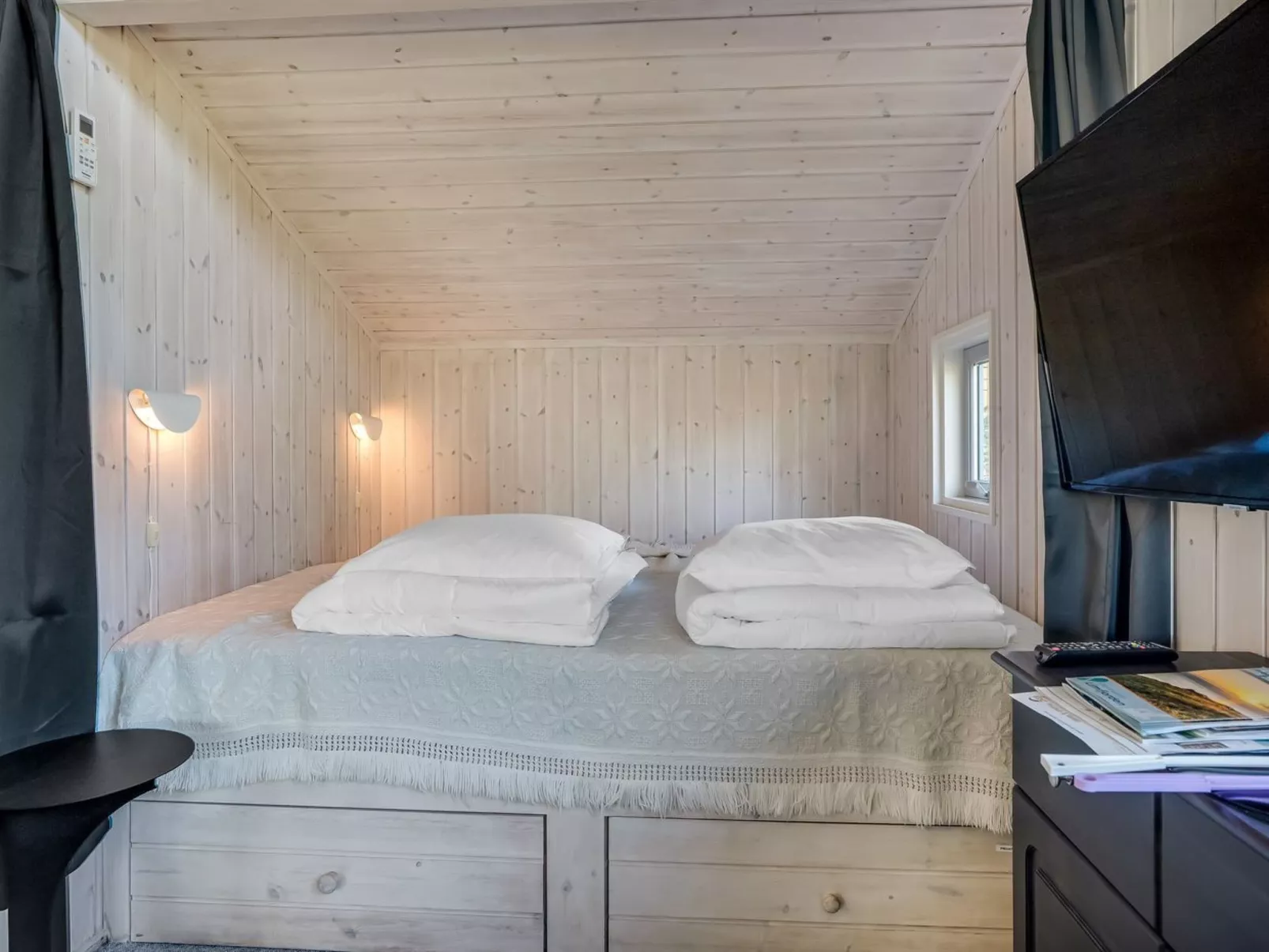 "Marisol" - 250m to the fjord-Binnen