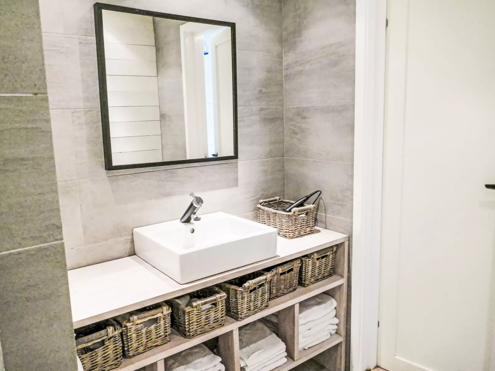 Lauvlid Cottage-Binnen