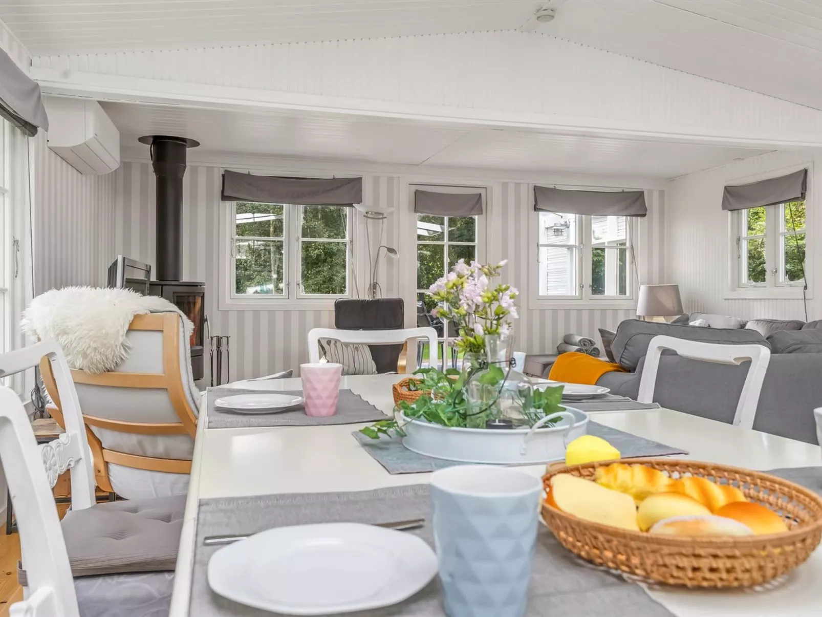 "Fernandine" - 400m from the sea-Binnen