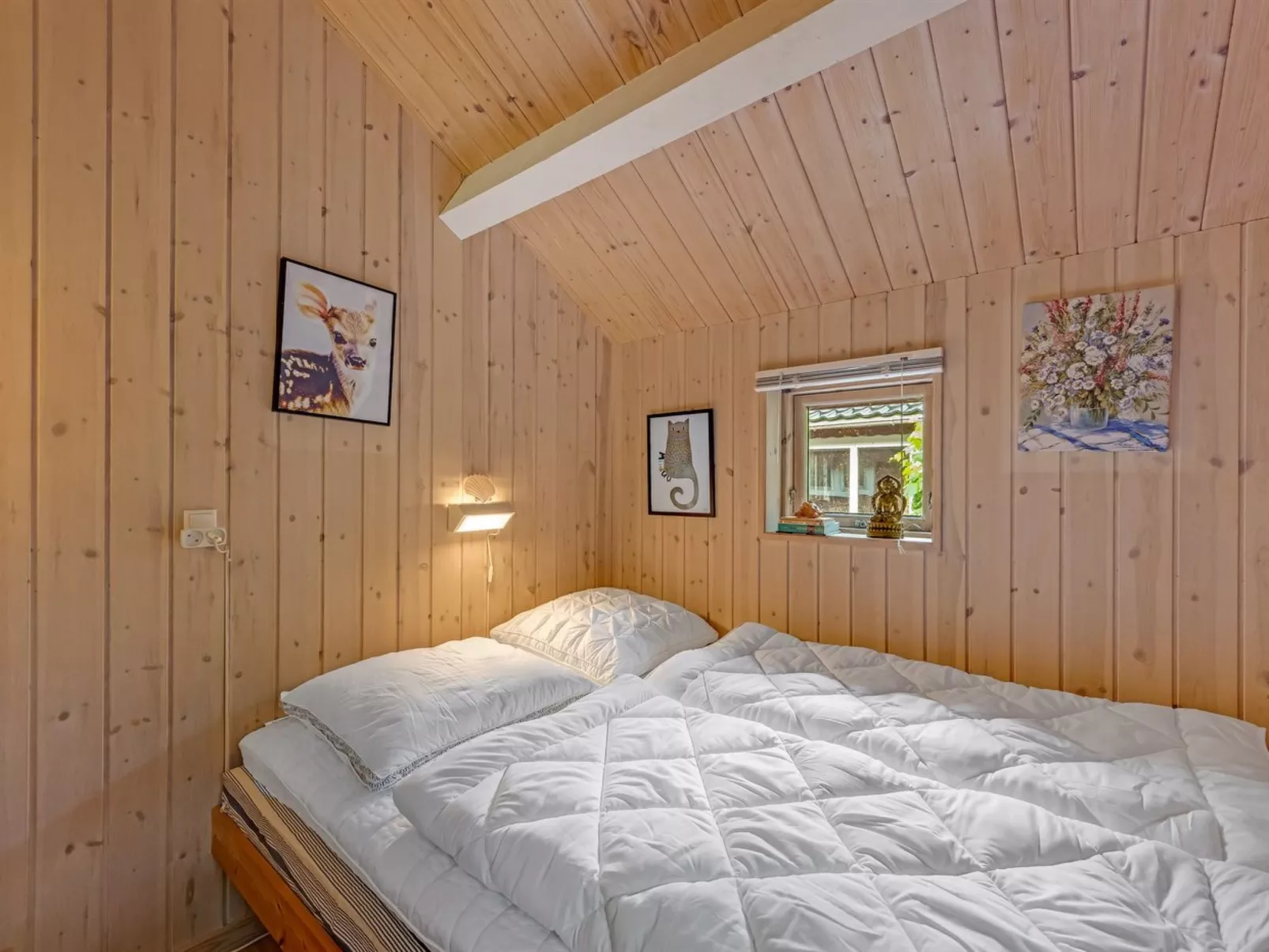 "Elea" - 450m to the fjord-Binnen