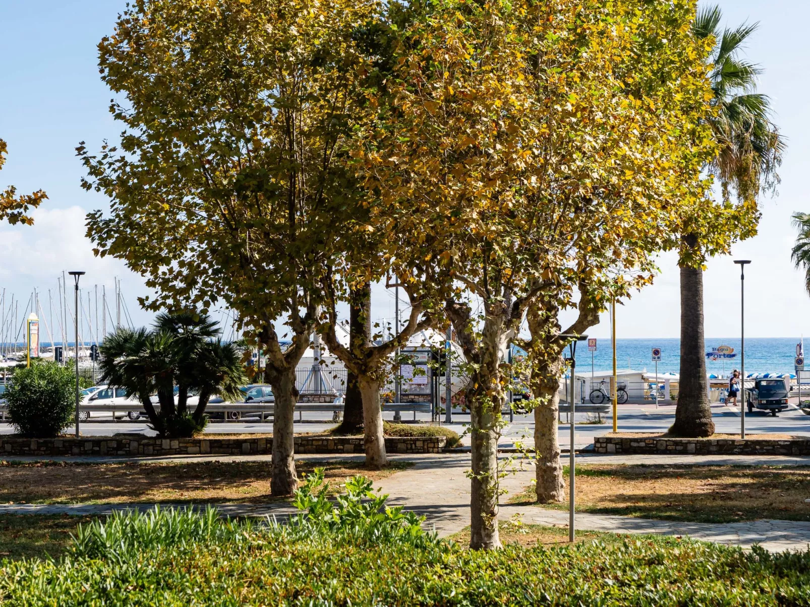 Due passi dal mare-Buiten