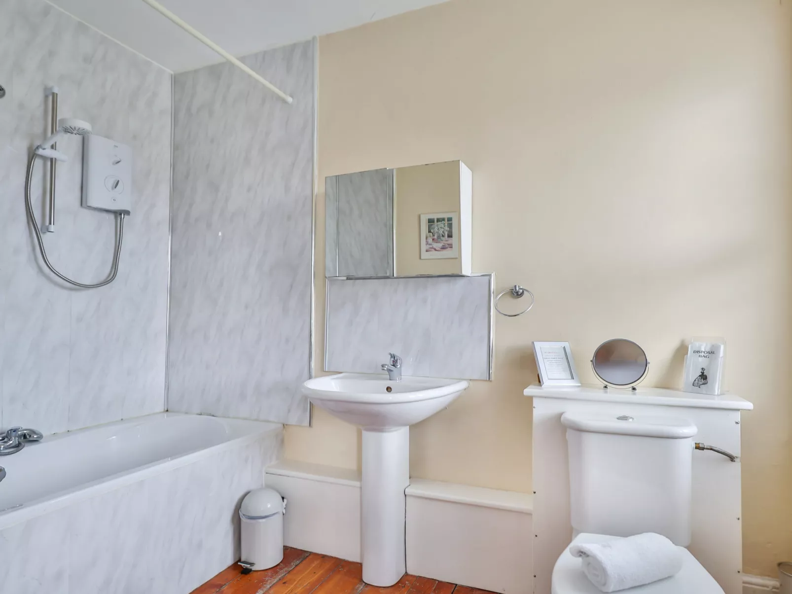 Adventure House-Binnen