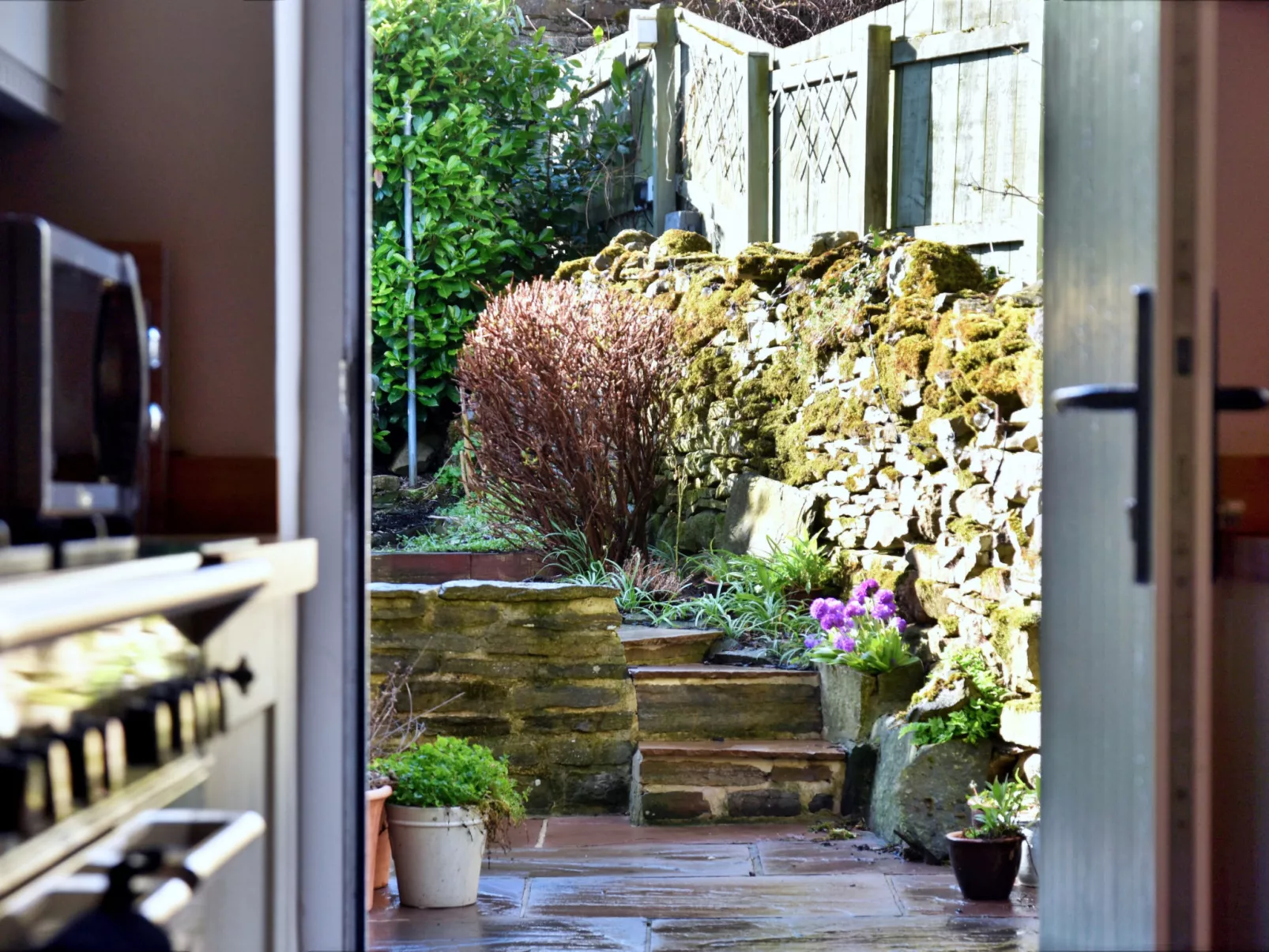 Stable Cottage-Buiten