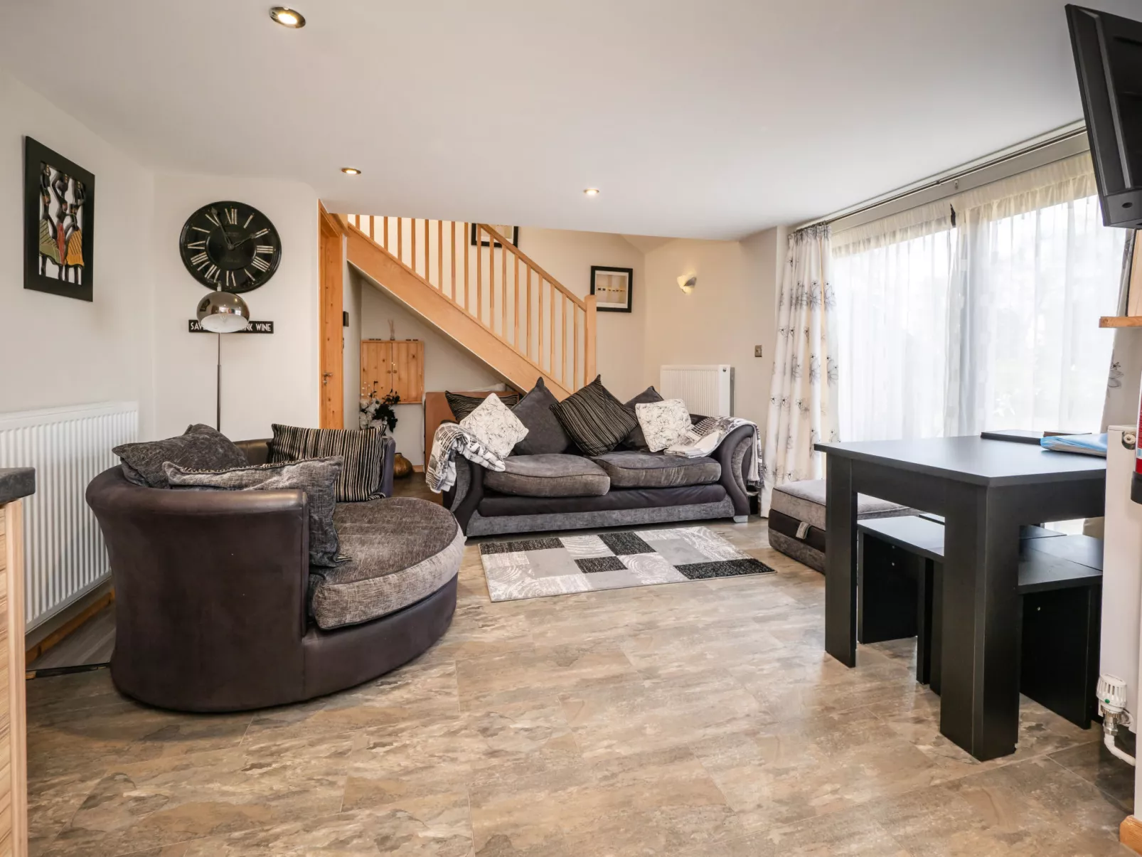 Pottles Cottage-Binnen